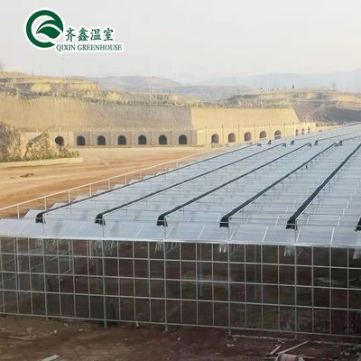 Mehrspannende landwirtschaftliche Gewächshäuser Vorgefertigte Regenunterkünfte für den Tomatenanbau